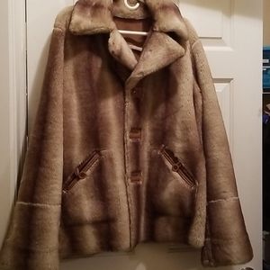 Dennis  Basso  coat